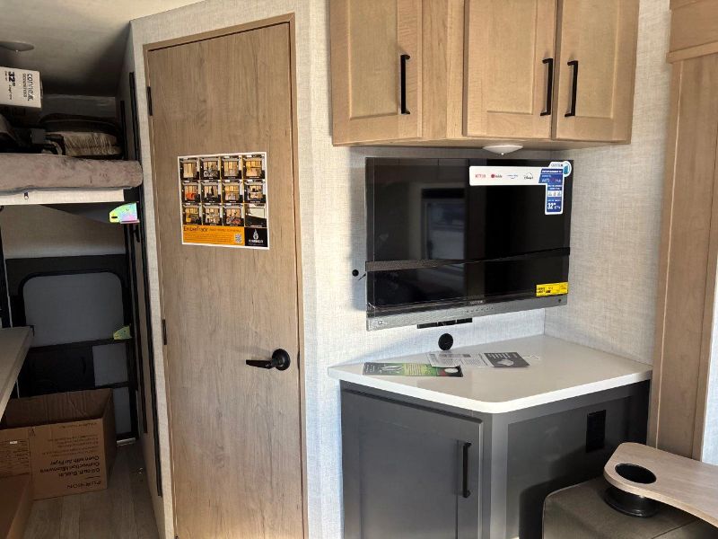2026 Ember RV Overland Series 221MSL - Image 9