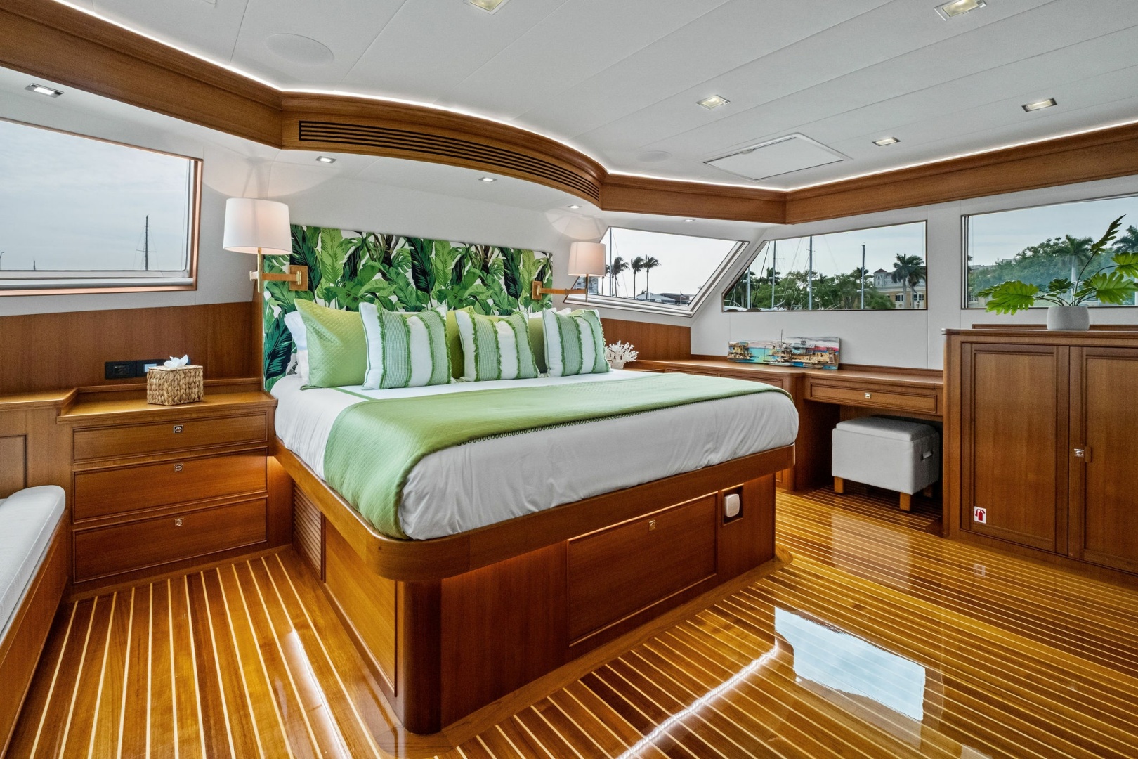 2024 Marlow 90V - Image 25