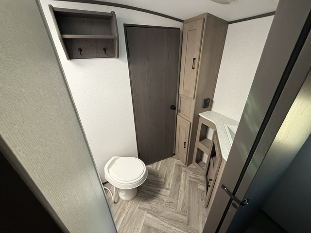 2021 Cruiser RV Shadow Cruiser Ultra-Lite SC327BHS - Image 19
