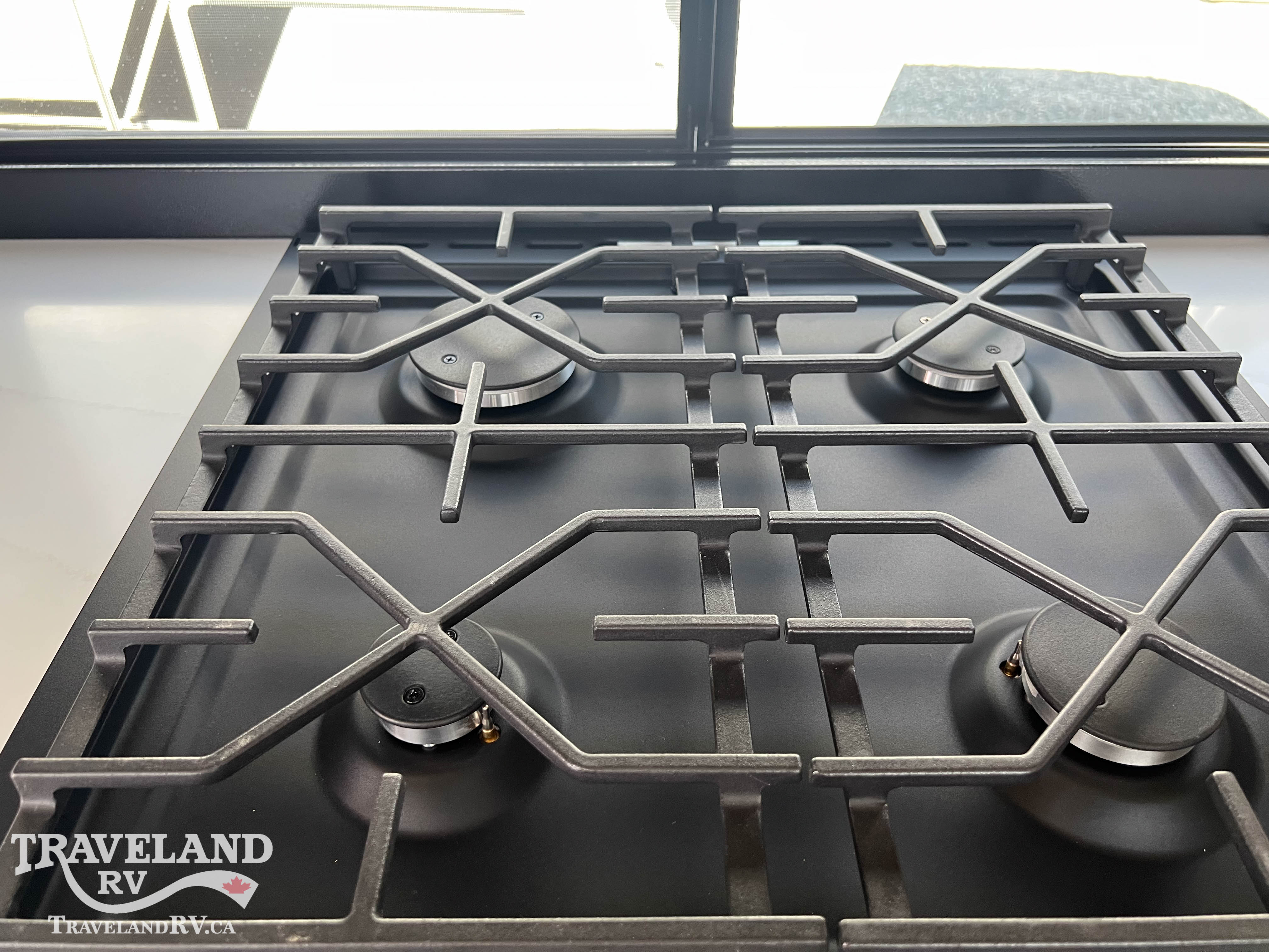 2026 Alliance RV Benchmark 44LFT - Image 24