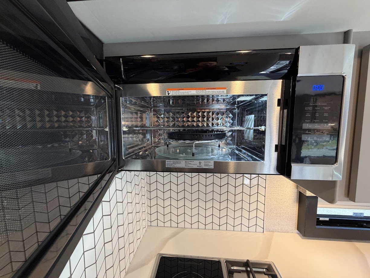 2026 THOR MOTOR COACH PASADENA 34XG - Image 38