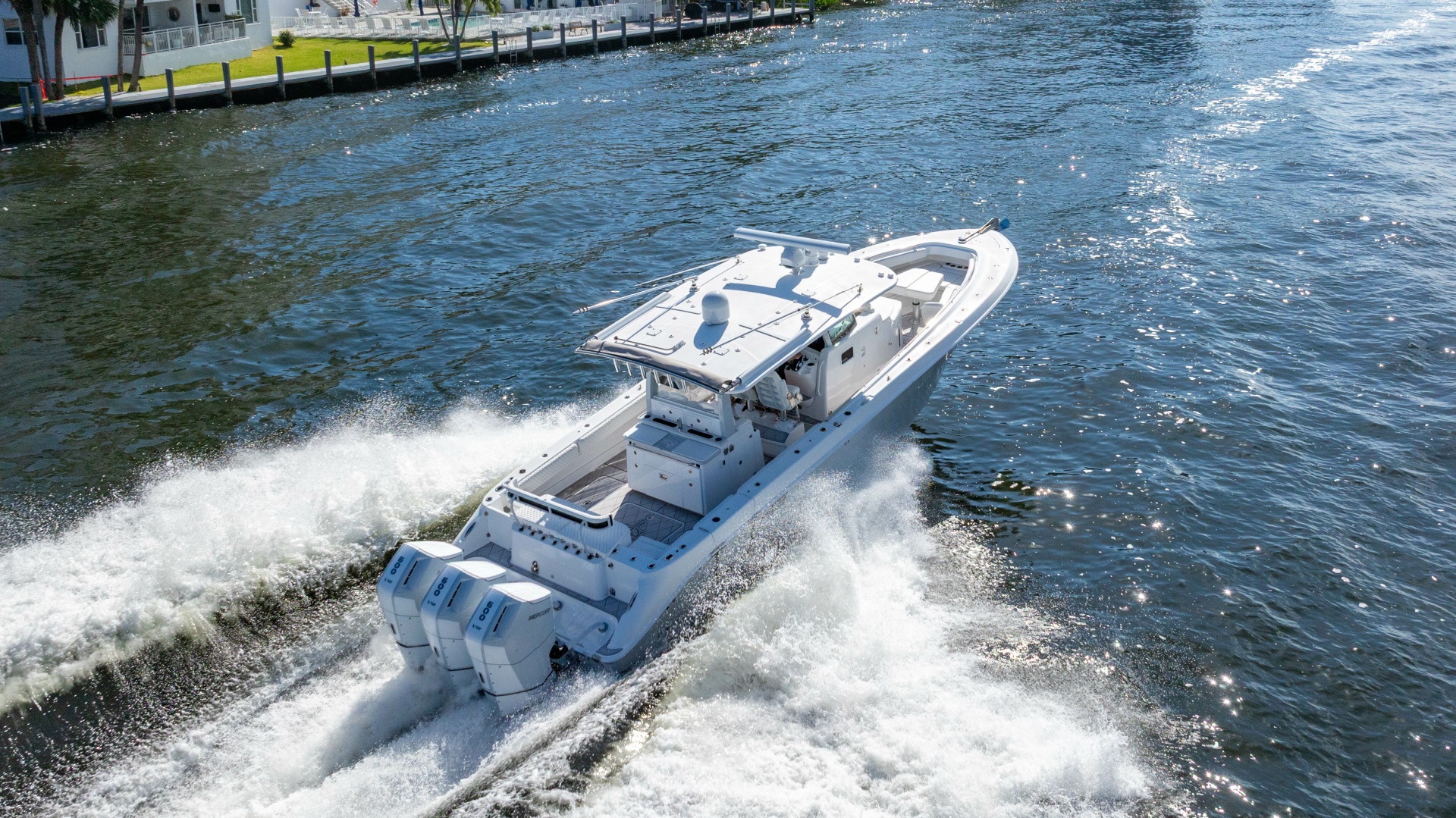 2024 HCB 42 Lujo - Image 33