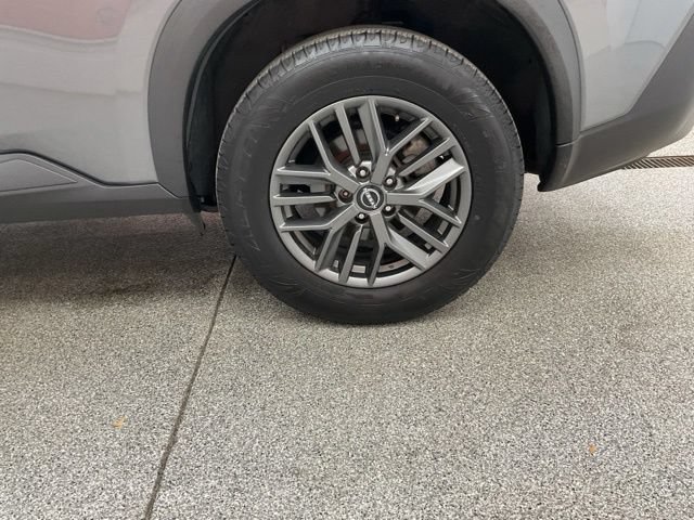 2023 Nissan Rogue Utility 4D SV AWD - Image 12
