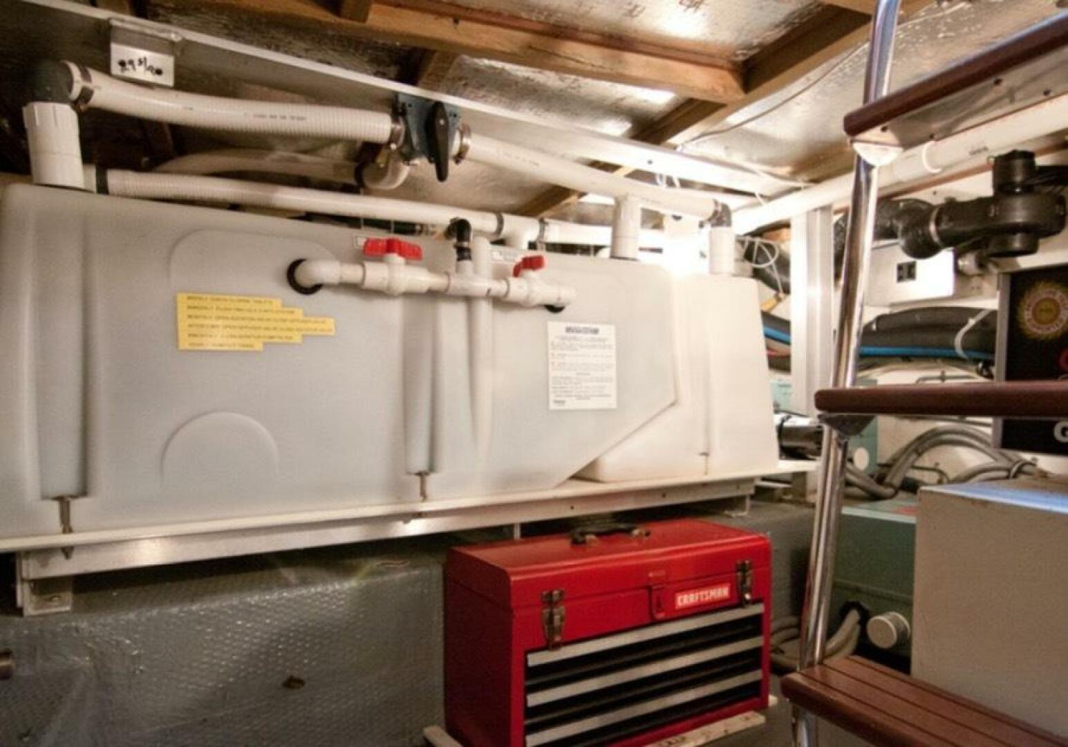 1994 Hatteras 70 Cockpit Motor Yacht - Image 75