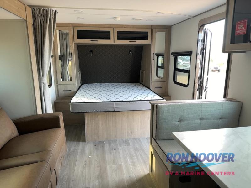 2026 GRAND DESIGN 22MLE - Image 9