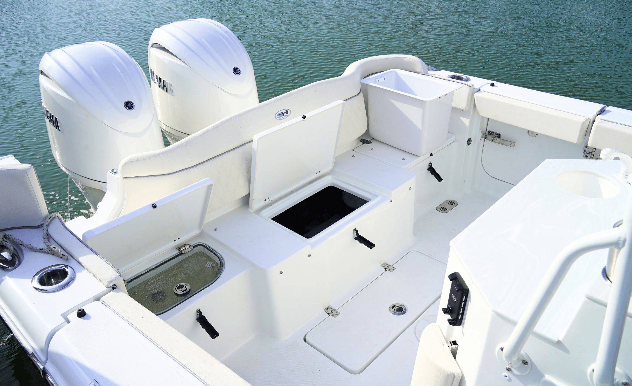2027 SEA HUNT ULTRA 265SE - Image 23