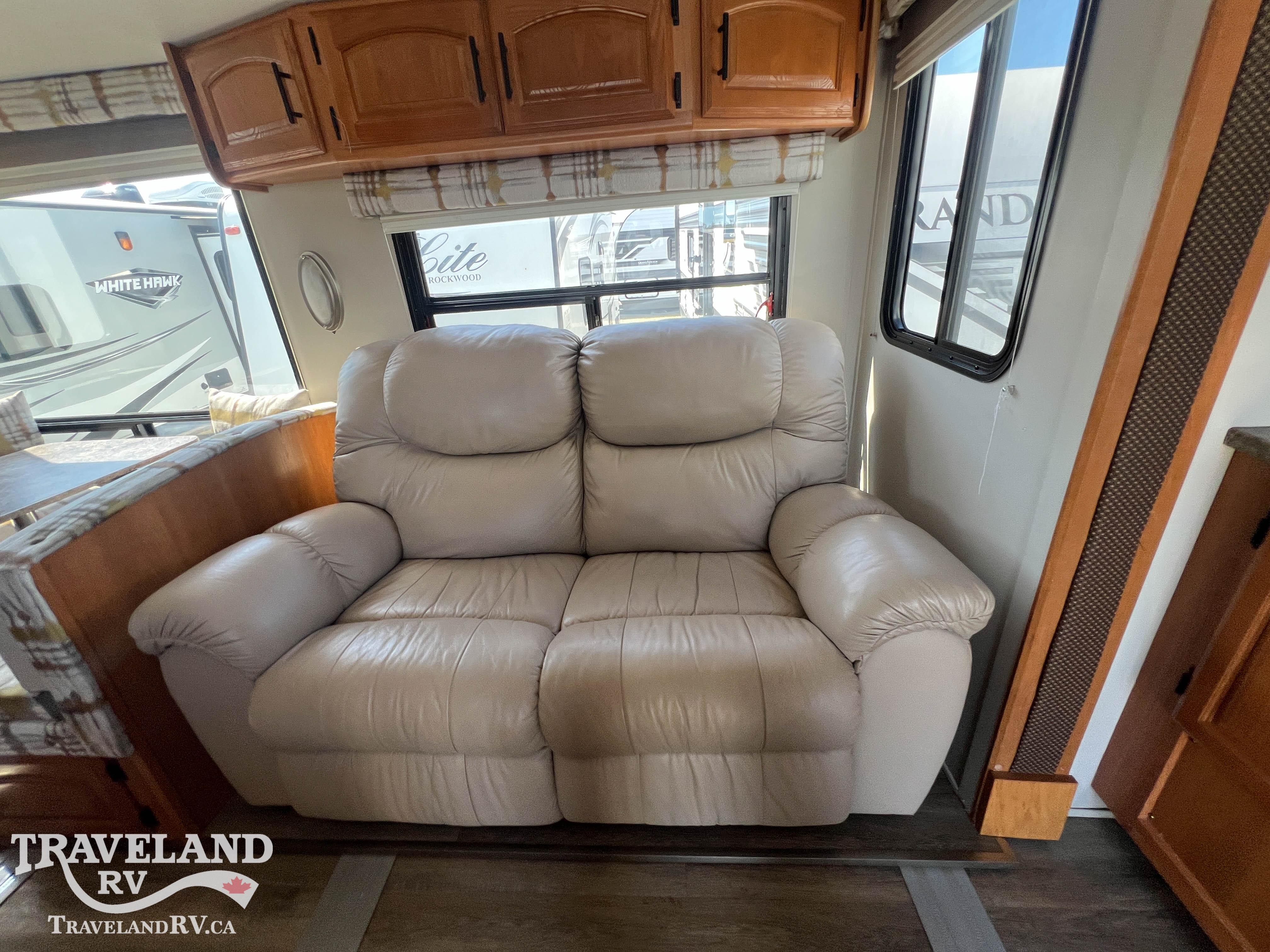 2009 KEYSTONE COUGAR 310SRX HMS - Image 6
