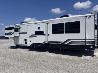 2027 JAYCO NORTH POINT 381CKRE - Image 9