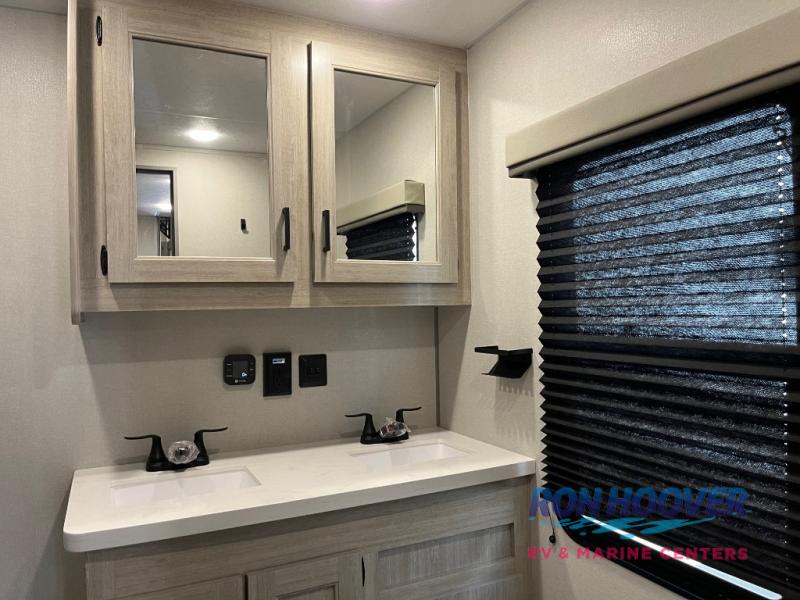 2026 COACHMEN CATALINA 44CONDO - Image 37