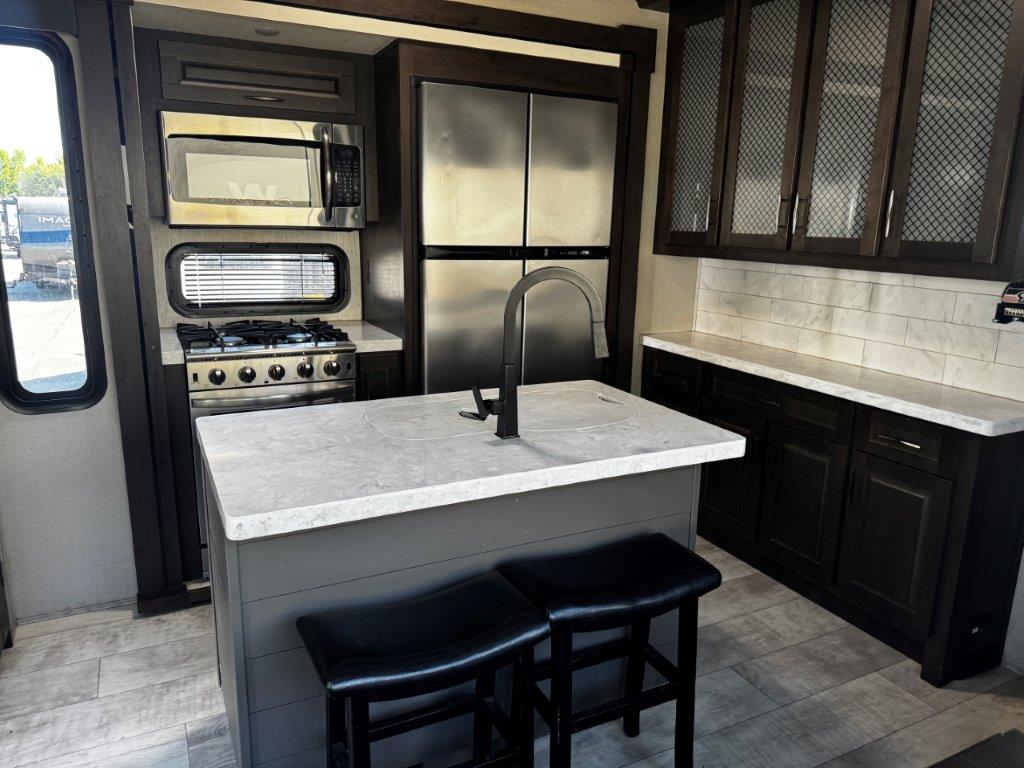 2021 Grand Design Momentum 397TH - Image 7