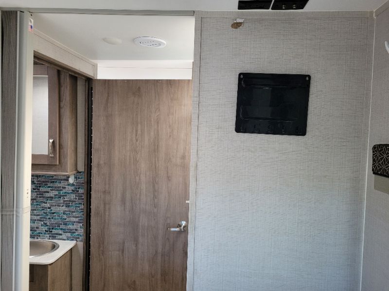 2024 GulfStream Conquest LE 6280LE - Image 19