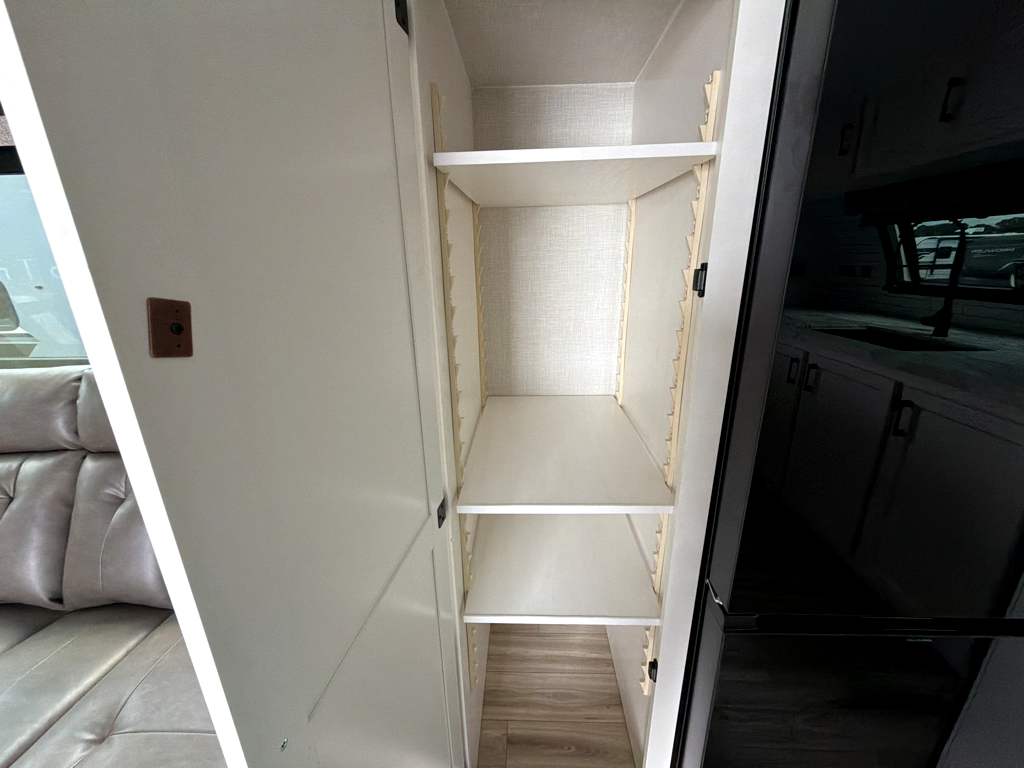 2026 VENTURE RV STRATUS 262VFK - Image 20