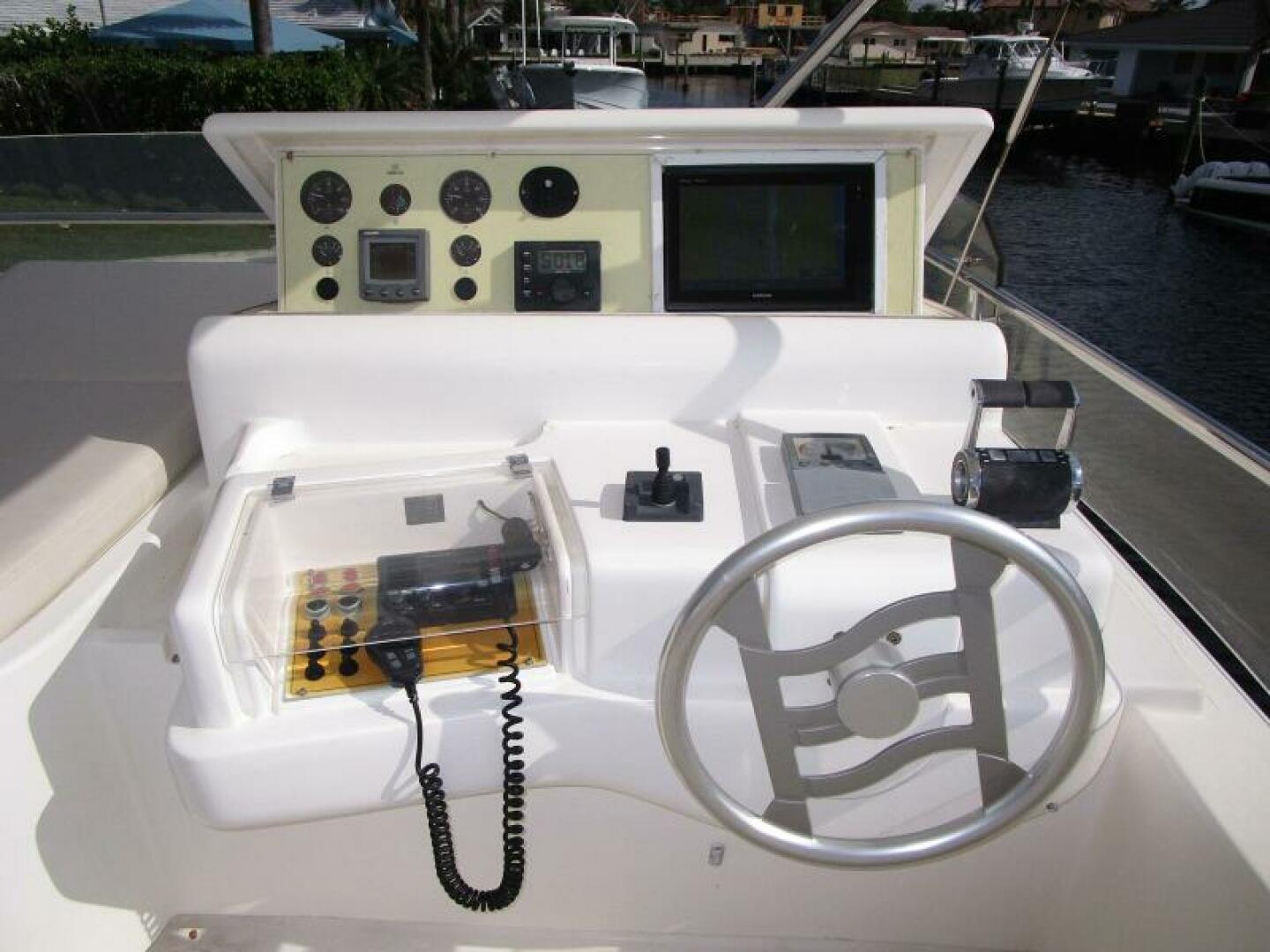 2003 Ferretti Yachts 590 Motor Yacht - Image 44