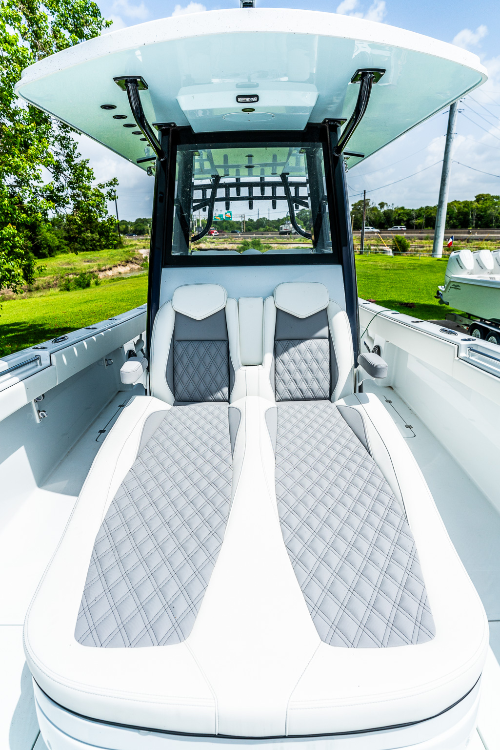 2026 INVINCIBLE 2026 33 CATAMARAN - Image 28