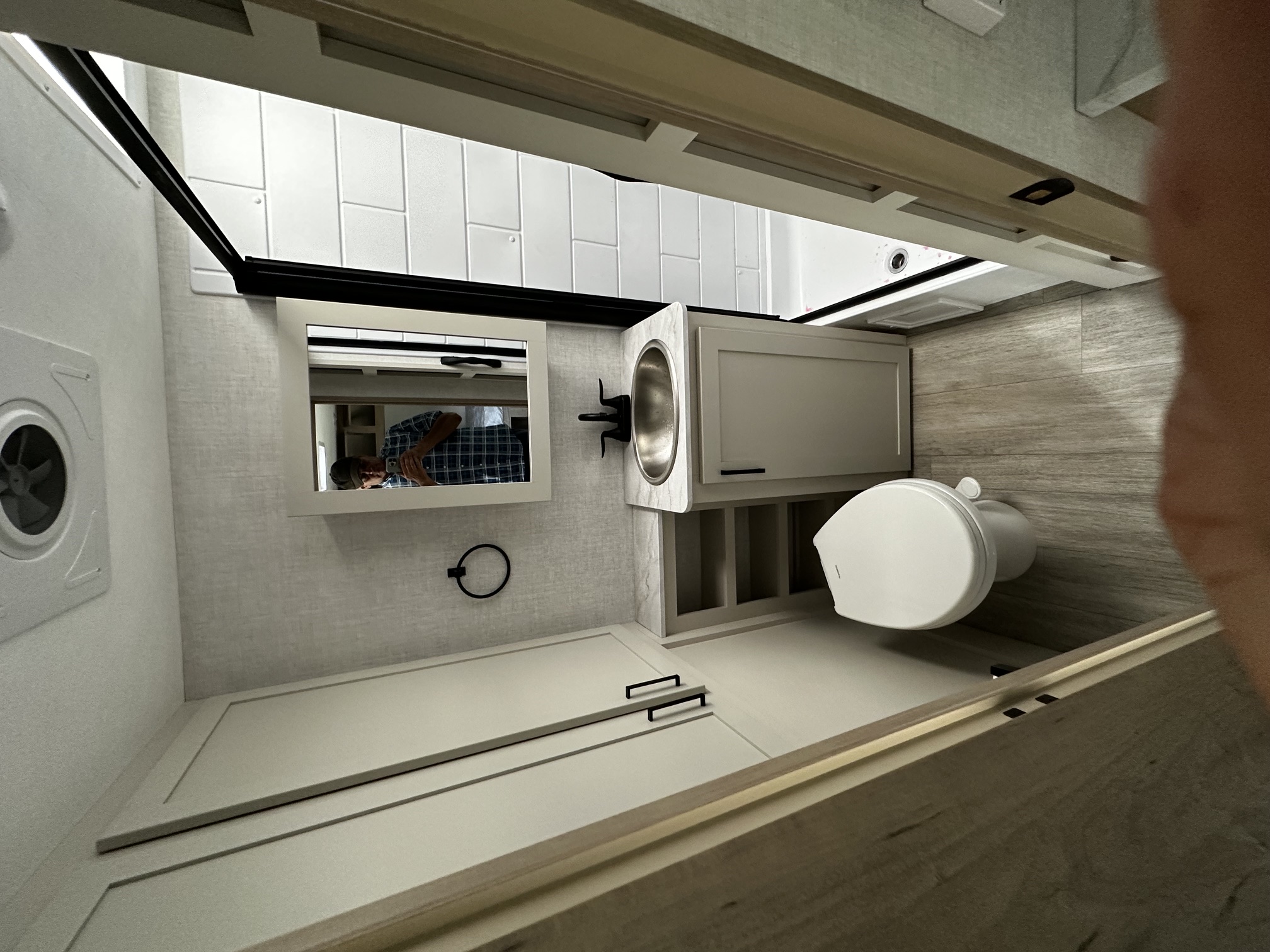 2027 Ember RV E-Series 18RBE - Image 12