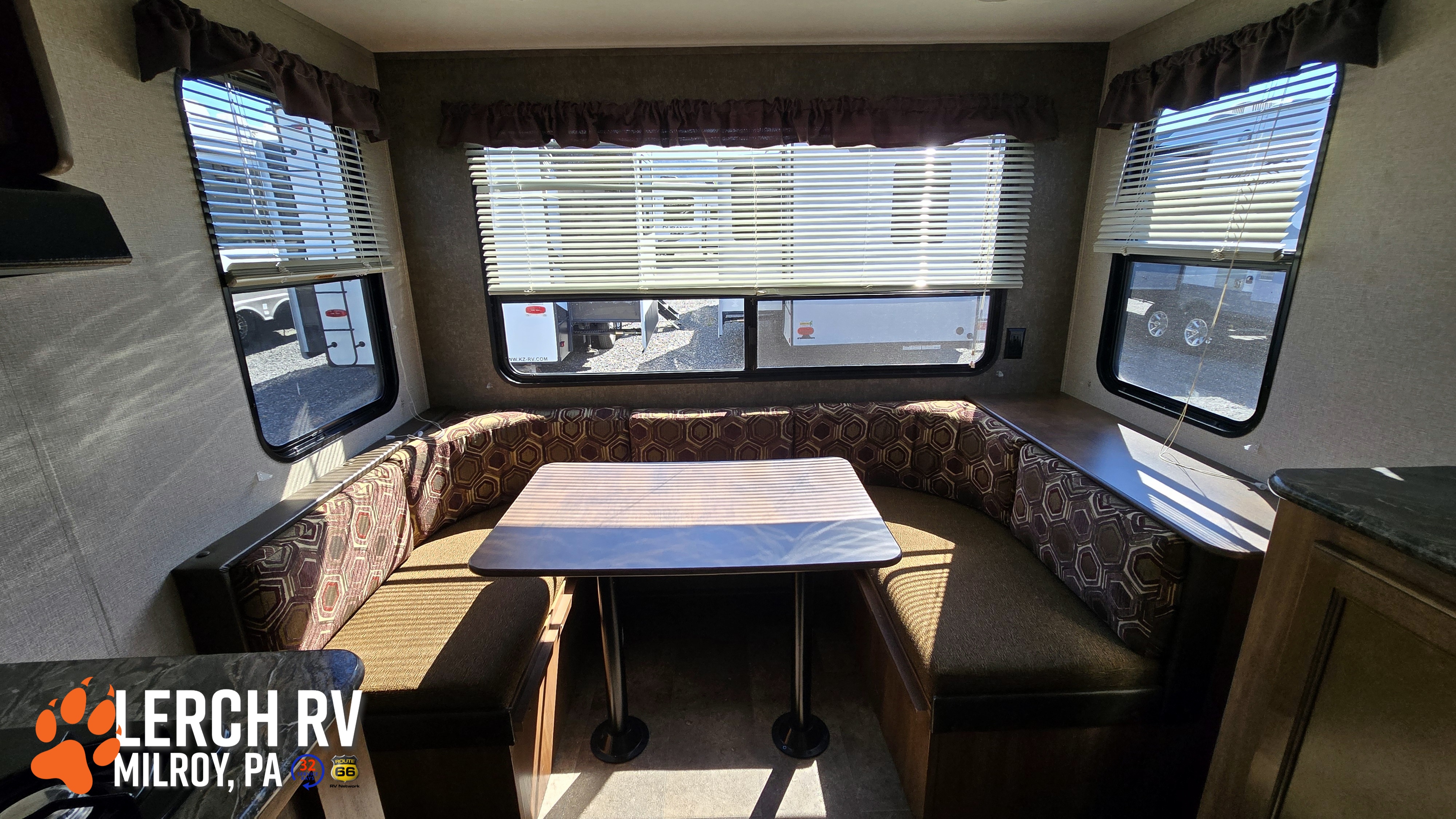 2018 Keystone Springdale Summerland Mini 1750RD - Image 9
