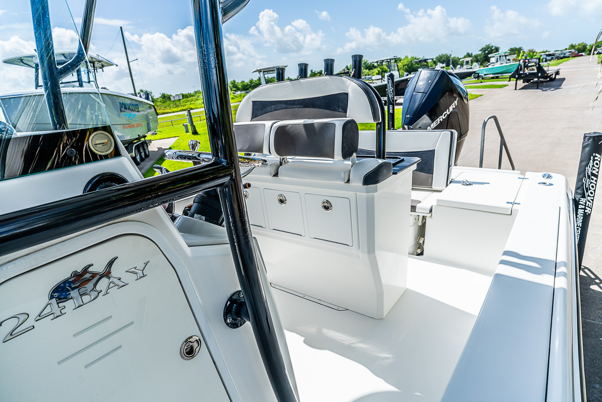 2019 CREVALLE 24 BAY - Image 16