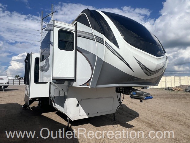 2022 Grand Design Solitude 346fls