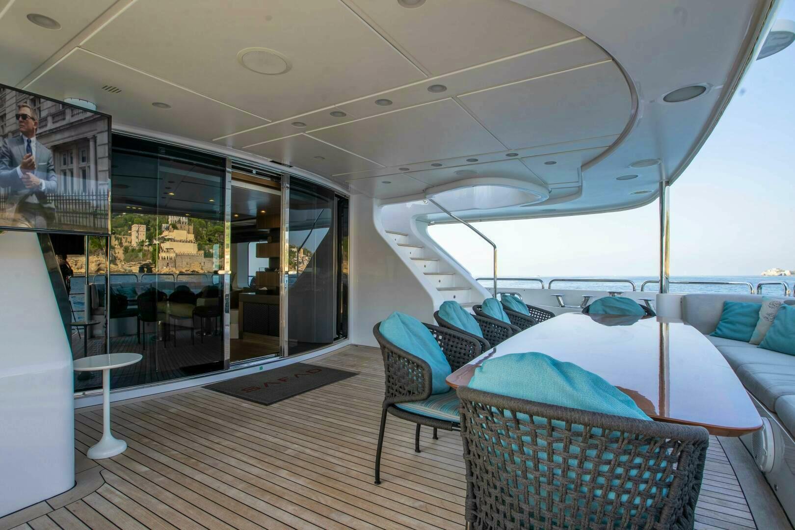 2015 Benetti Benetti Classic 121 - Image 22