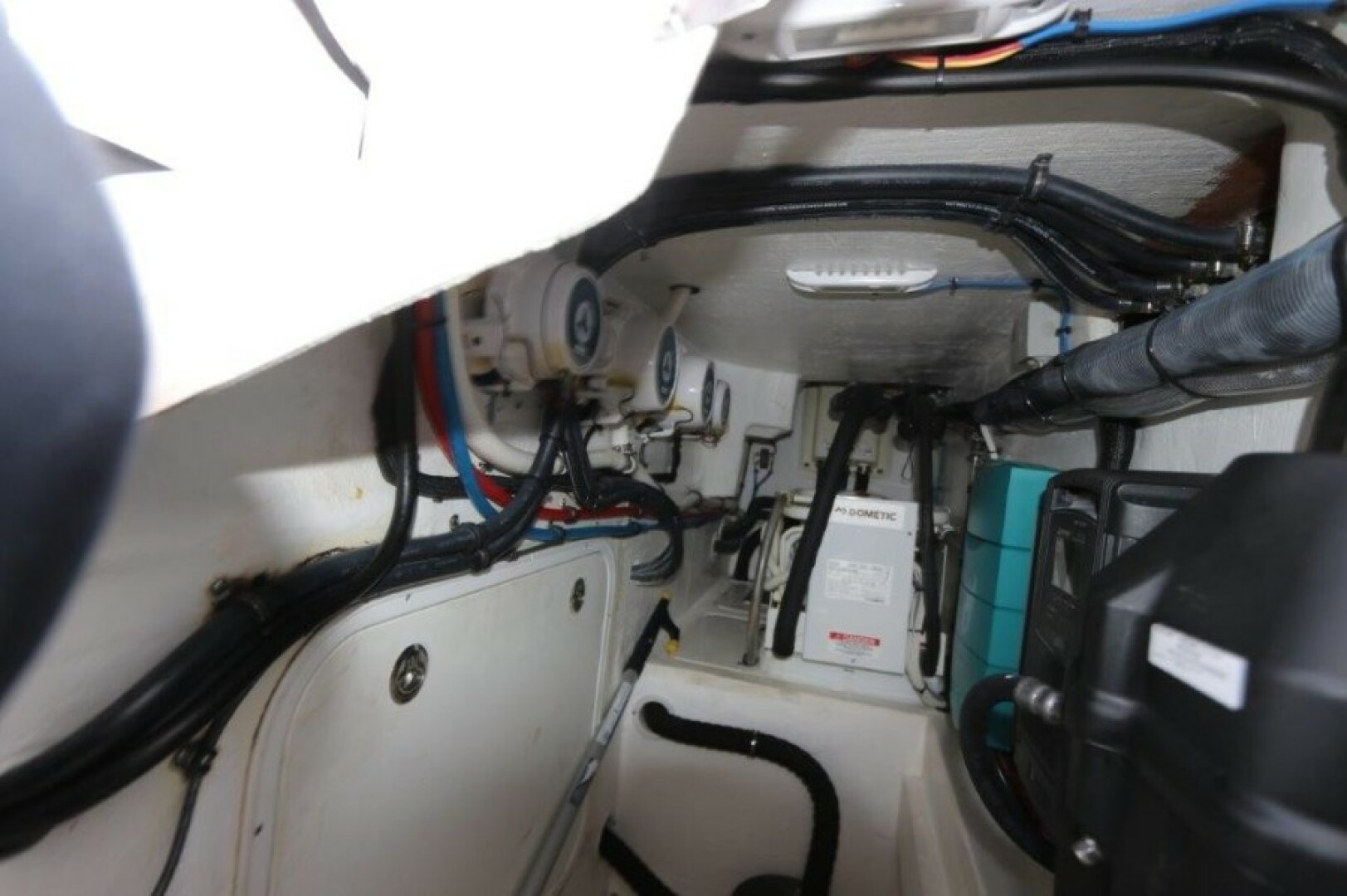 2019 Intrepid 475 Sport Yacht - Image 48