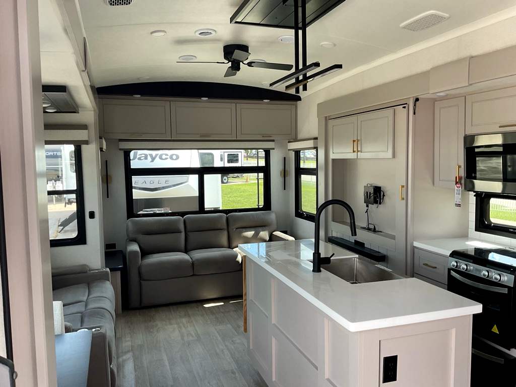 2027 JAYCO NORTH POINT 310RLTS - Image 12