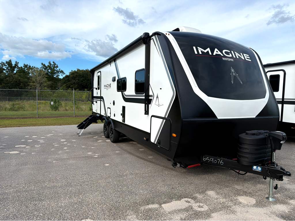 2027 GRAND DESIGN IMAGINE 2600RB - Image 1