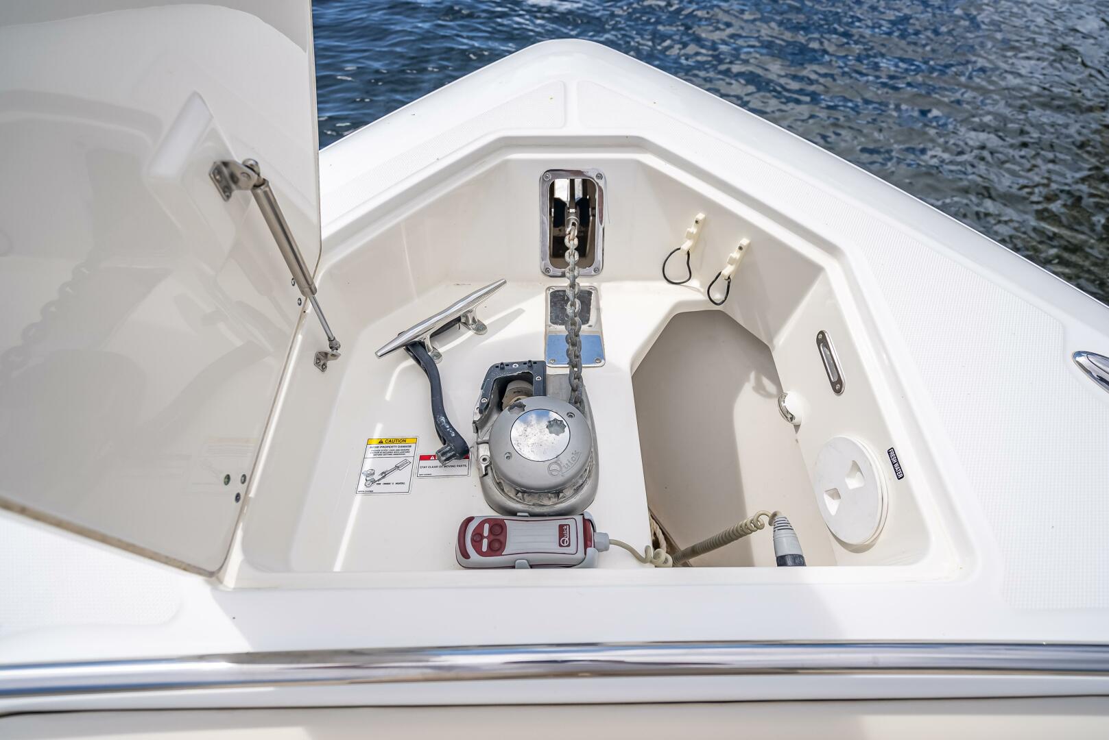 2016 Boston Whaler - Image 77