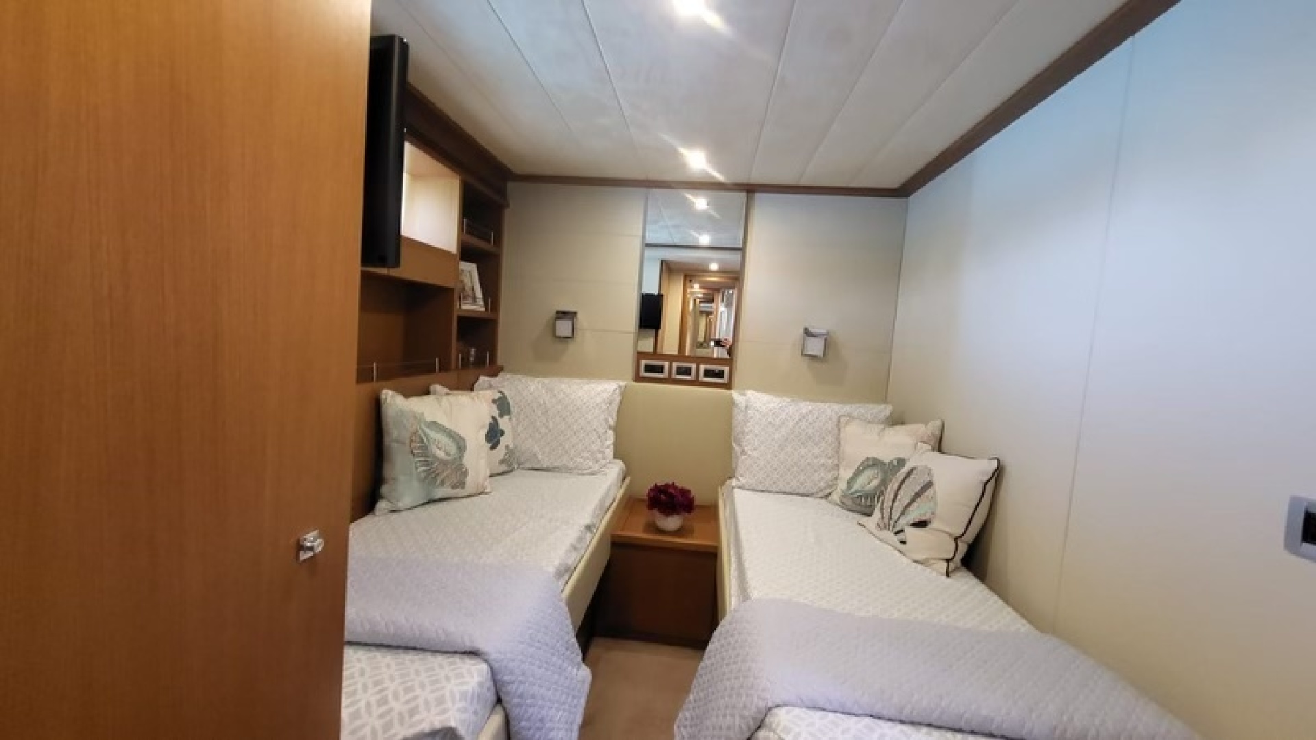 2007 Ferretti Yachts Ferretti Yachts Ferretti 780 Base - Image 29