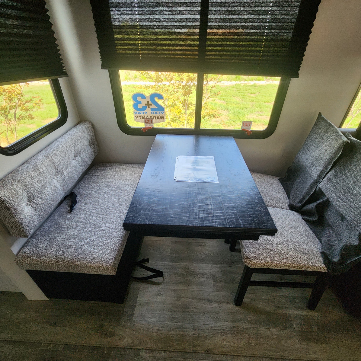 2027 JAYCO EAGLE 312BHOK - Image 16