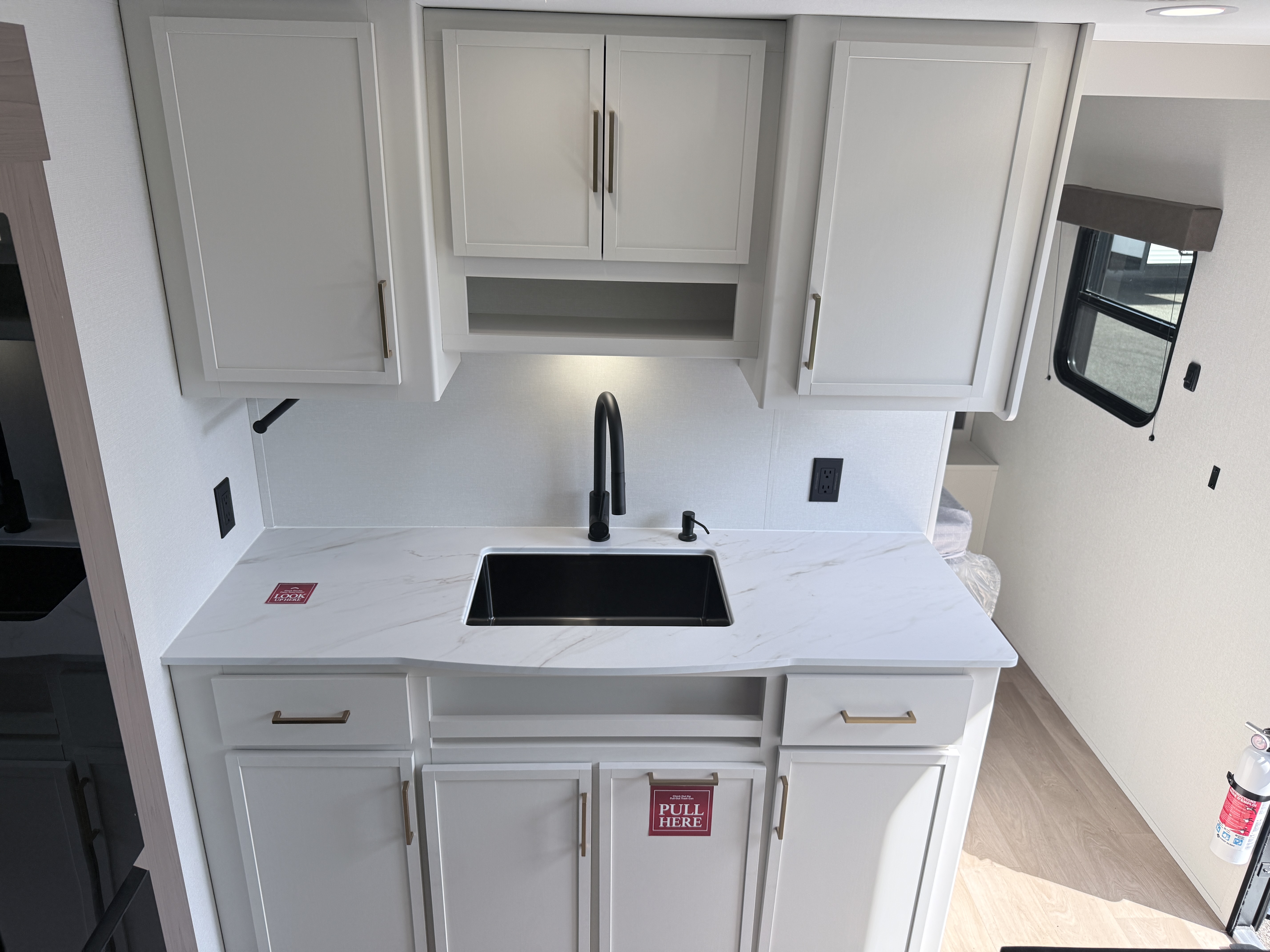 2026 GRAND DESIGN TRANSCEND 26RBX - Image 21
