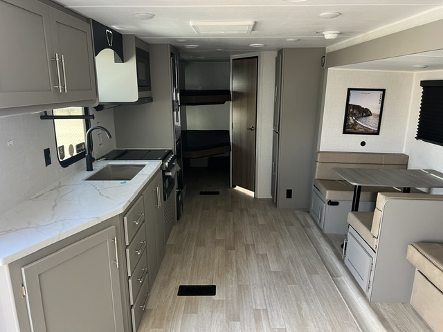 2027 Keystone Hideout 262BHS - Image 18