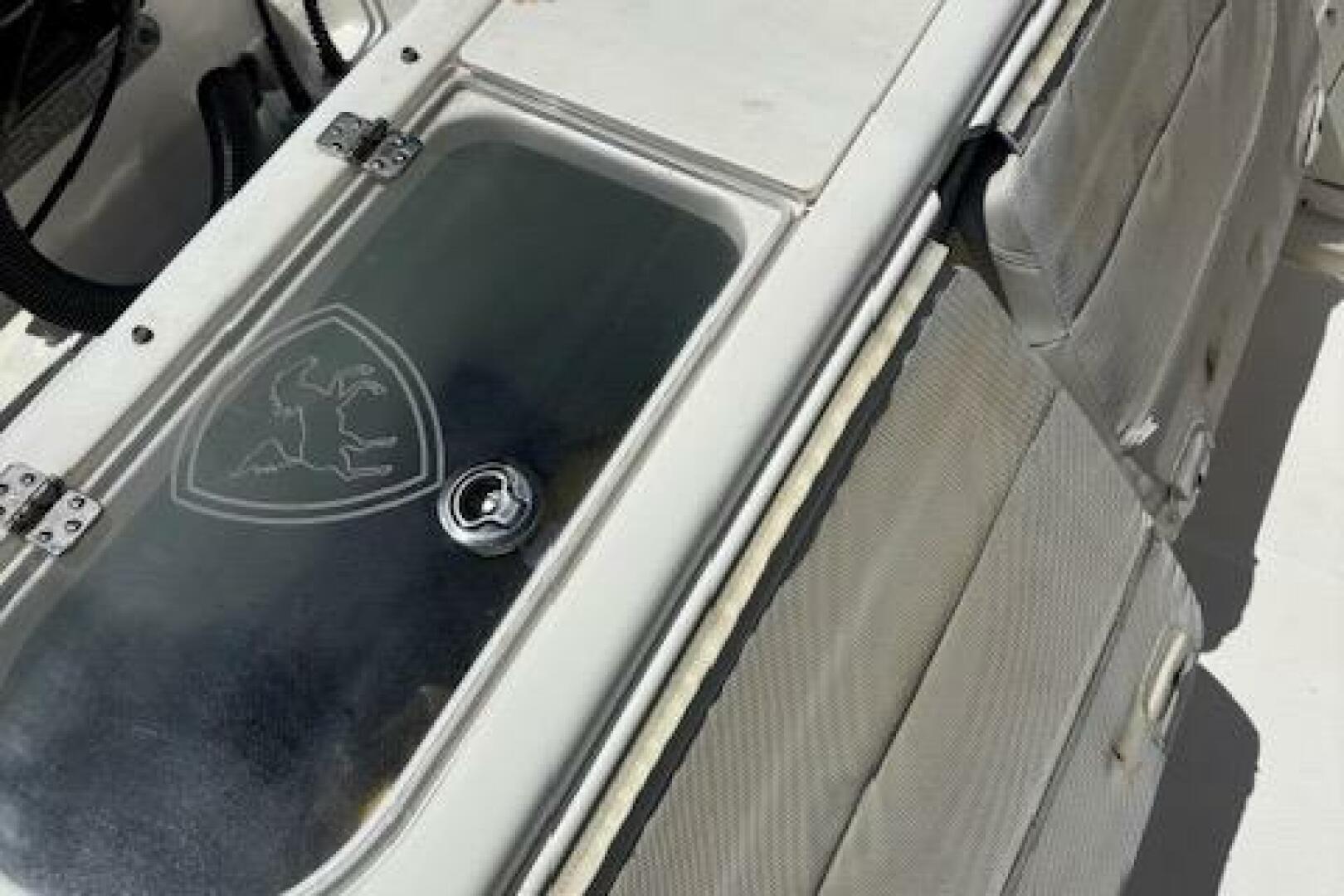 2018 Century 2600 Center Console - Image 35