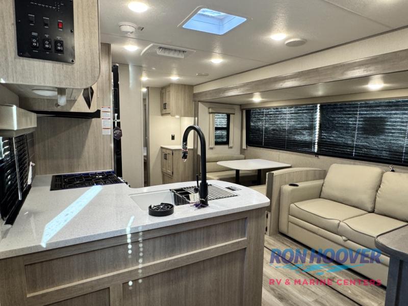 2026 COACHMEN CATALINA 333DBDSCKLE - Image 3