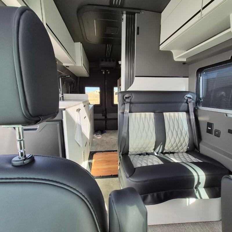 2026 Grand Design Lineage Series VT LVT1 - Image 7