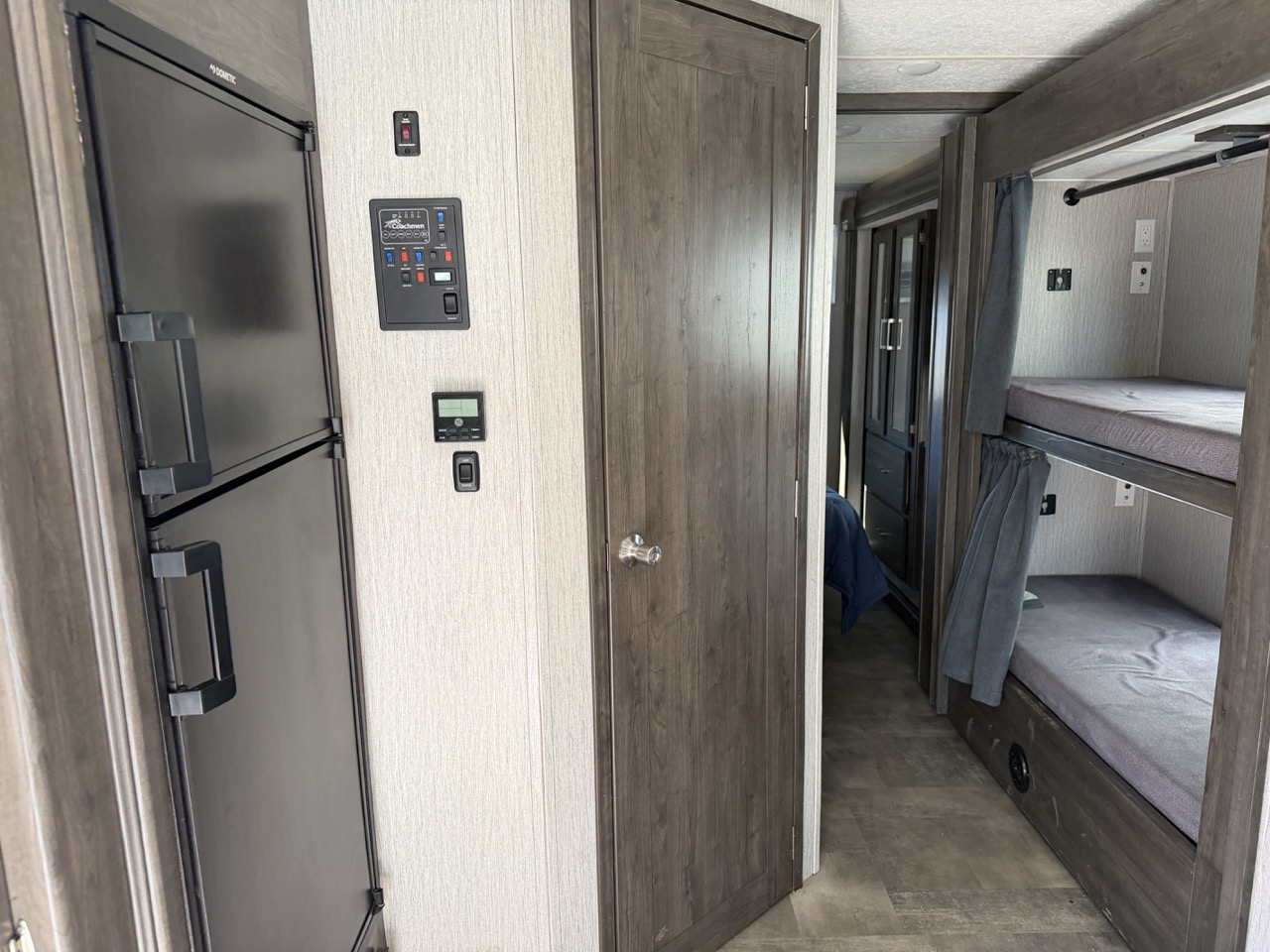 2023 Coachmen Pursuit 31BH - Image 11