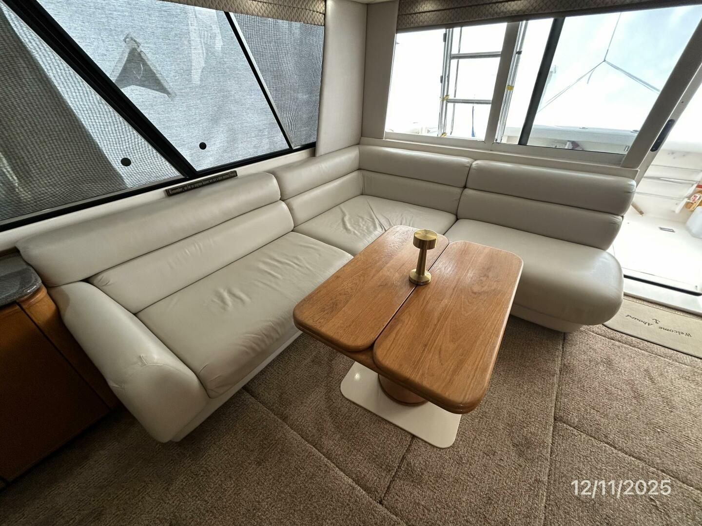 1998 Bayliner 4788 - Image 32