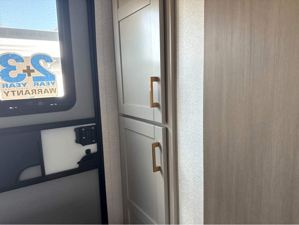 2027 JAYCO JAY FLIGHT 330TBS - Image 22
