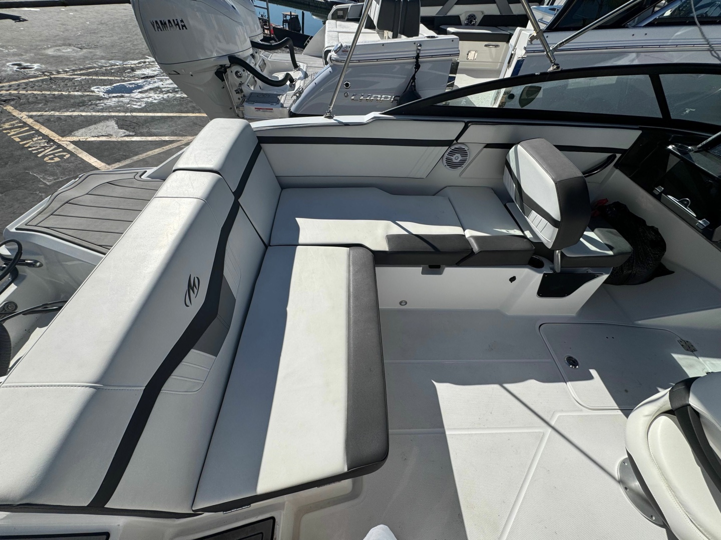 2020 Monterey M-205 - Image 10