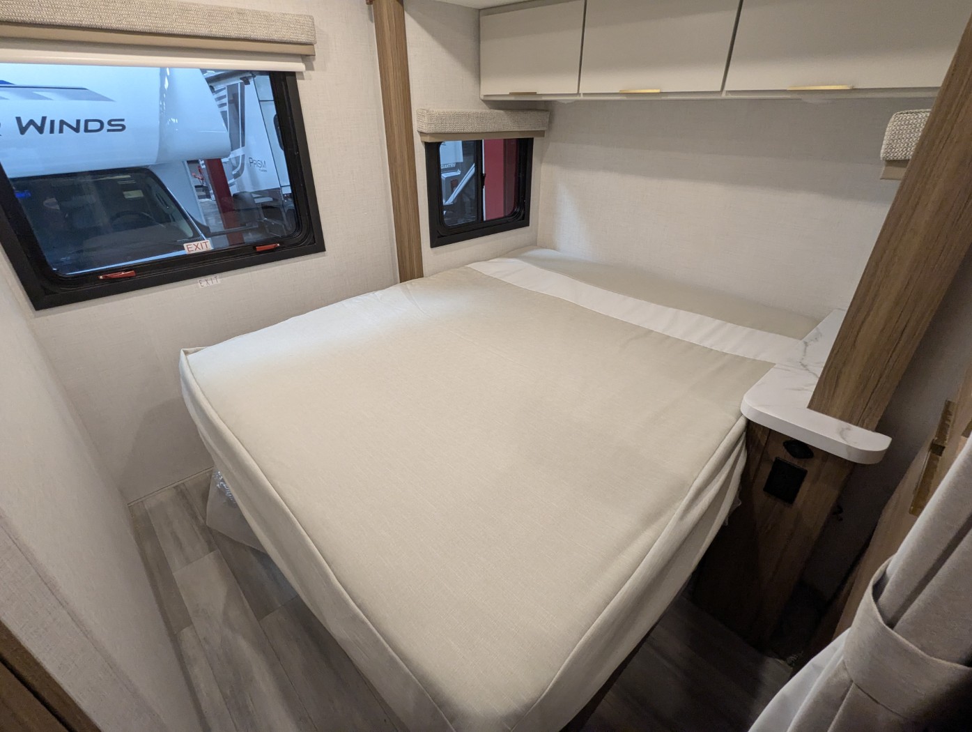 2027 Thor Motor Coach Four Winds 22Z - Image 20