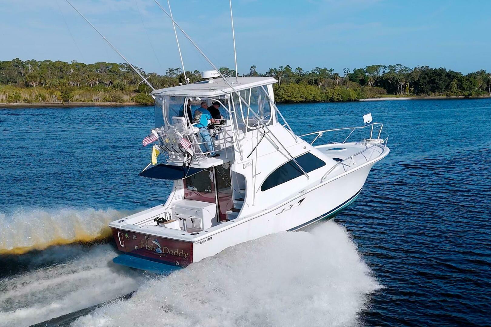 1998 Luhrs 36 Convertible - Image 10