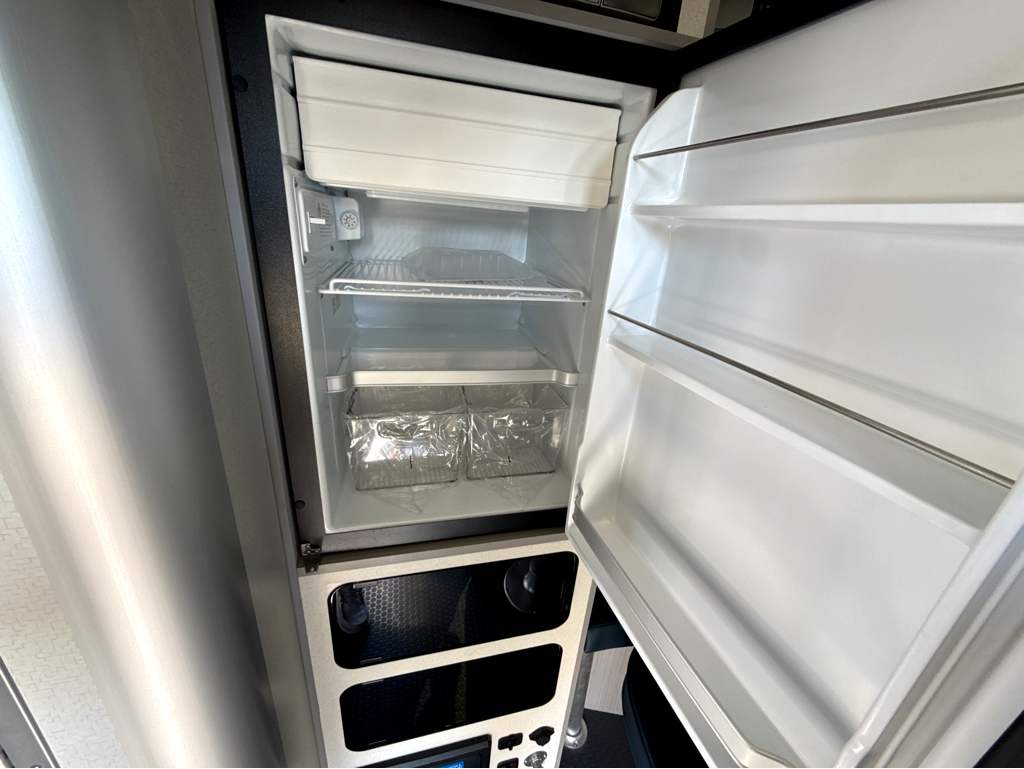 2026 AIRSTREAM Basecamp 20X - Image 17