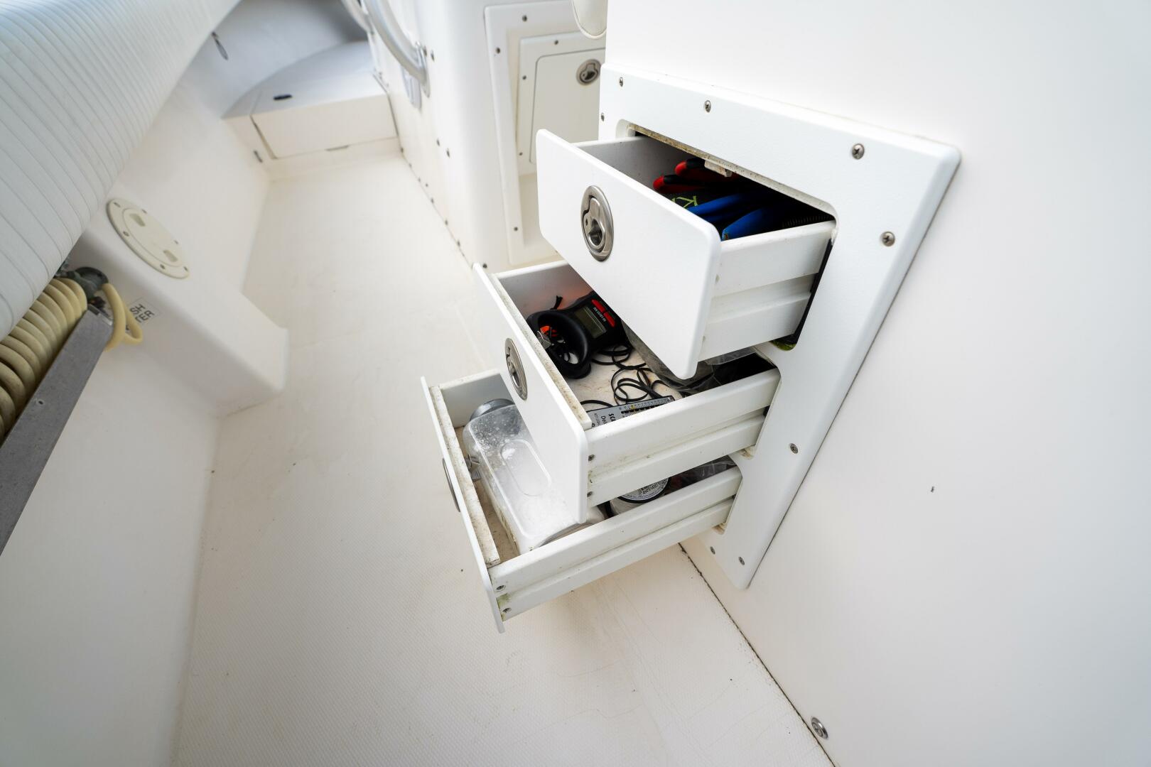 2003 Regulator - Image 10