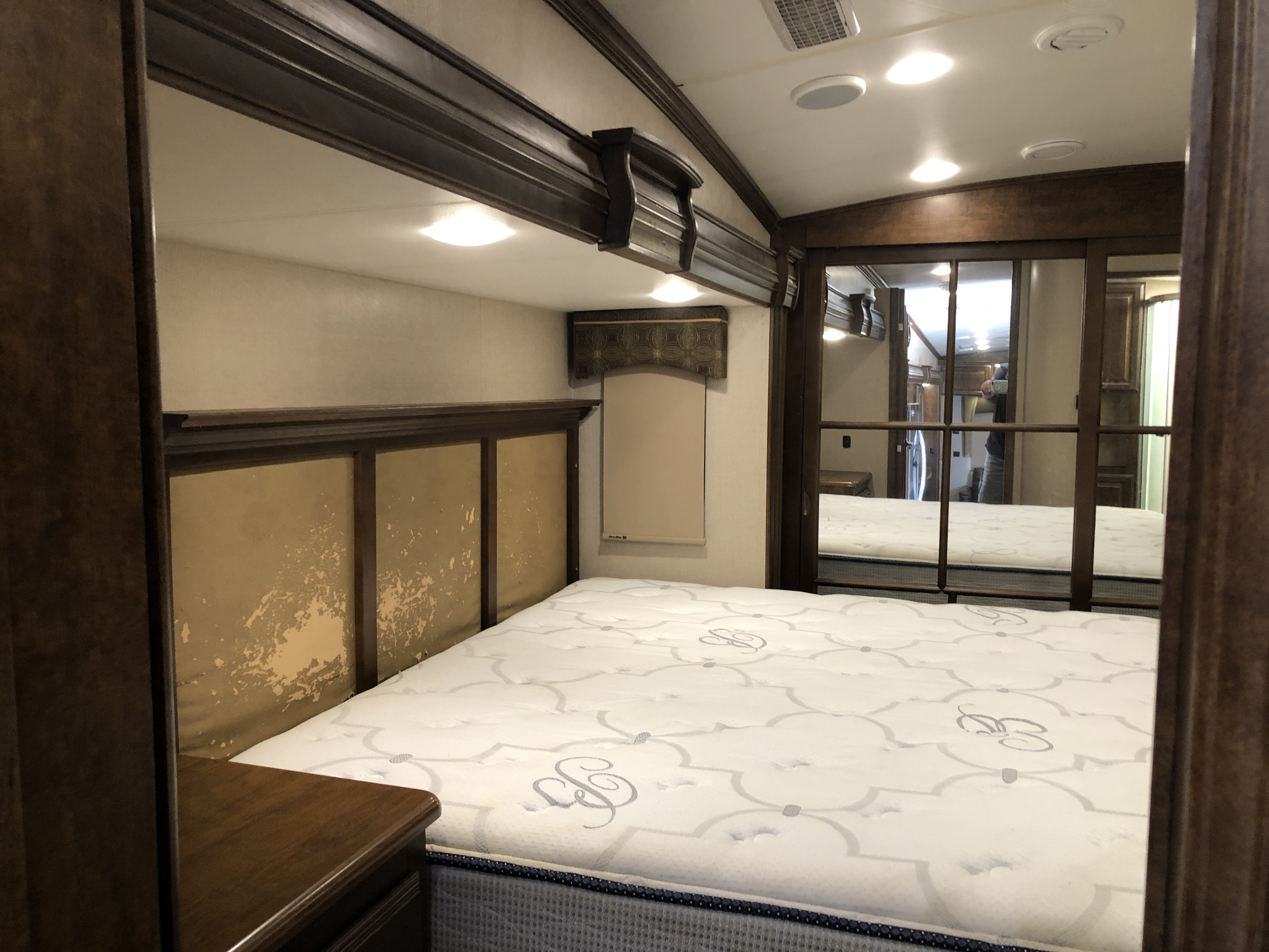 2016 Forest River Cardinal 3850RL - Image 21