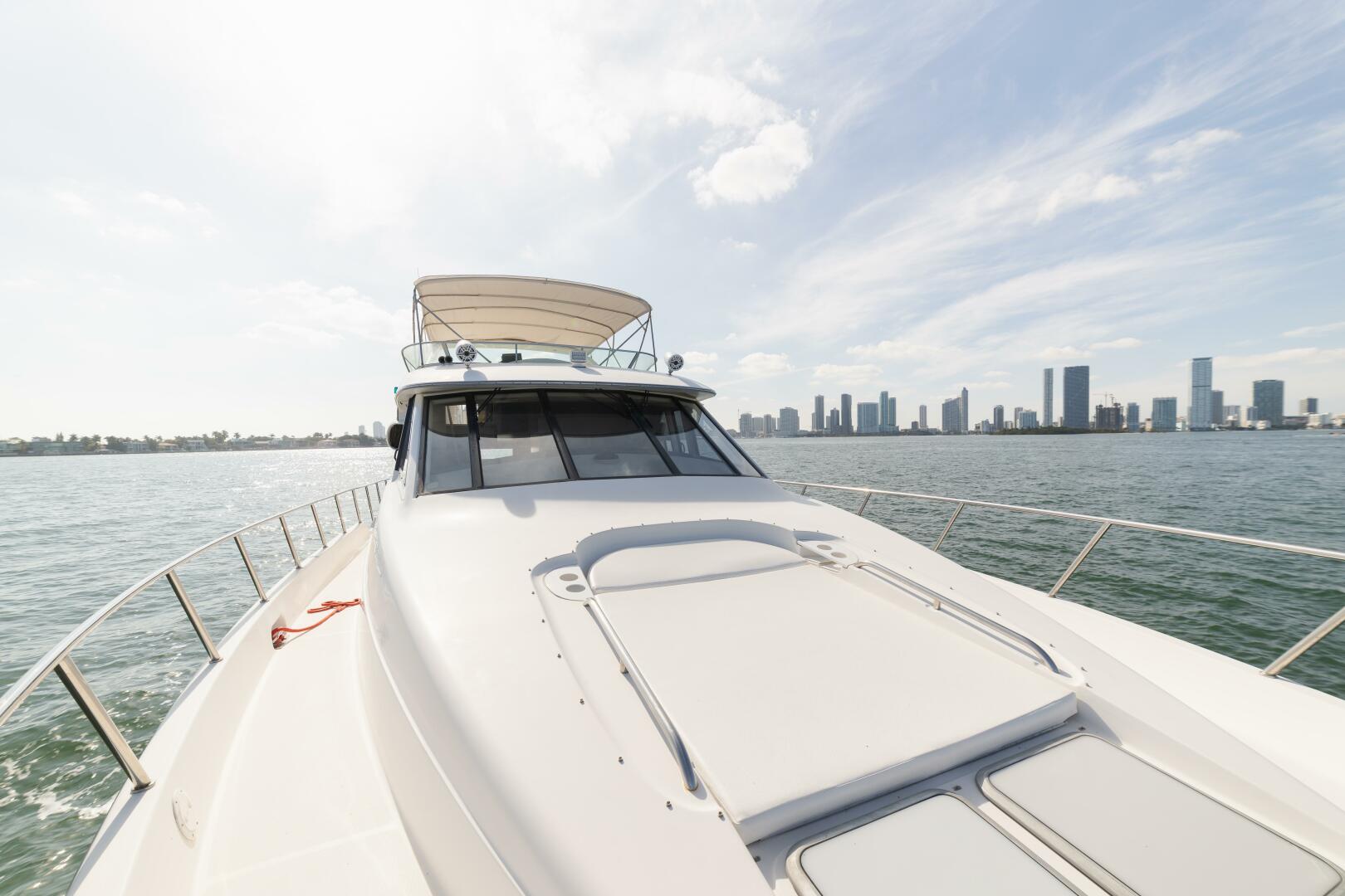 1999 Bayliner 5788 - Image 9