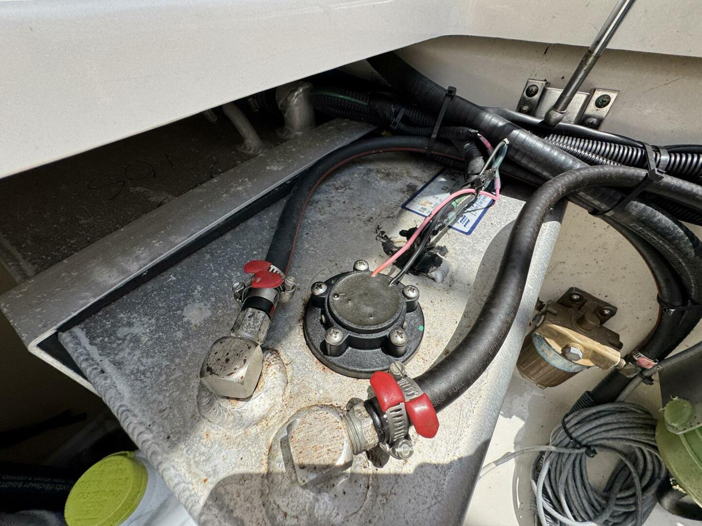 2011 Boston Whaler 305 Conquest - Image 51