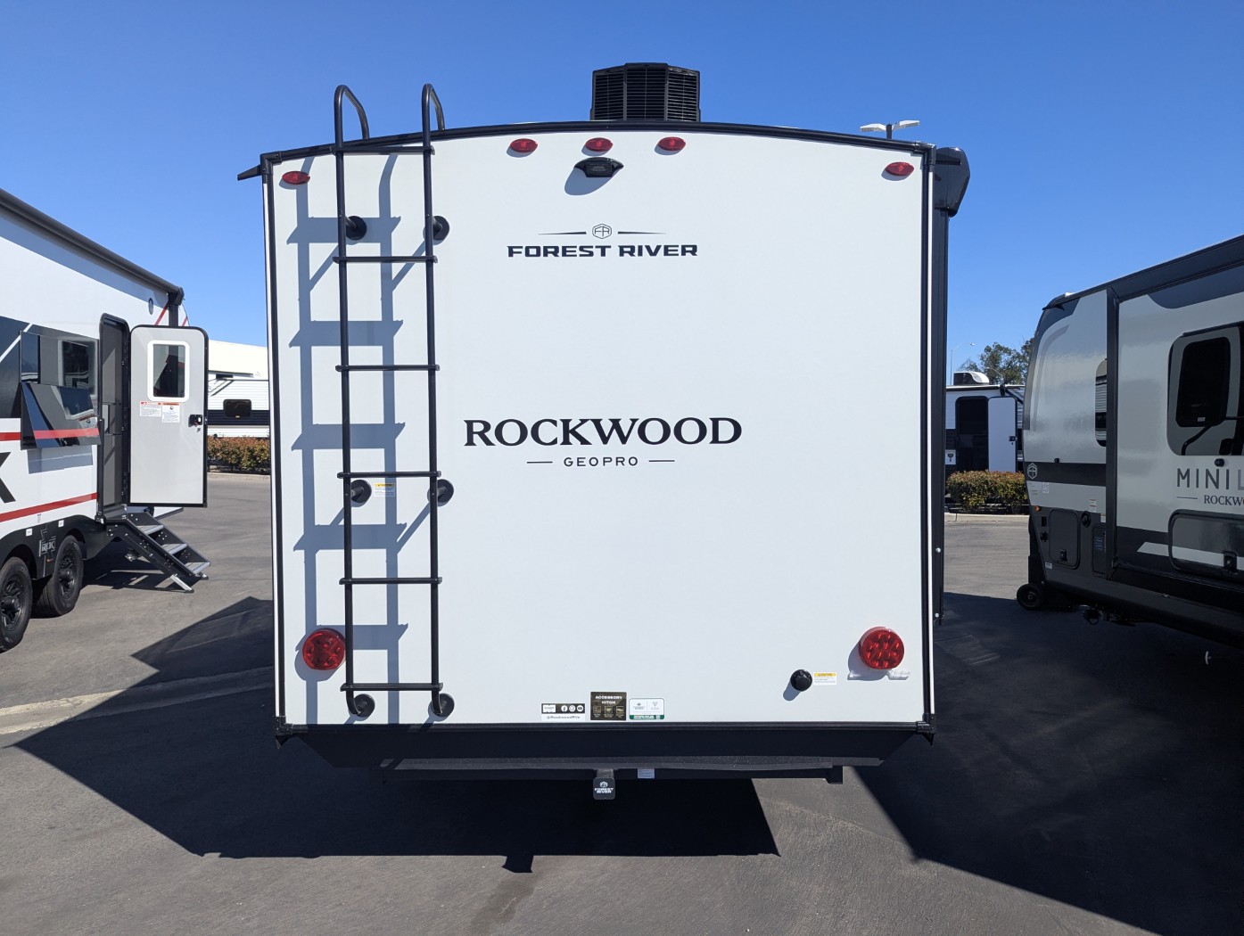 2027 Forest River Rockwood Geo Pro G20SBH - Image 5