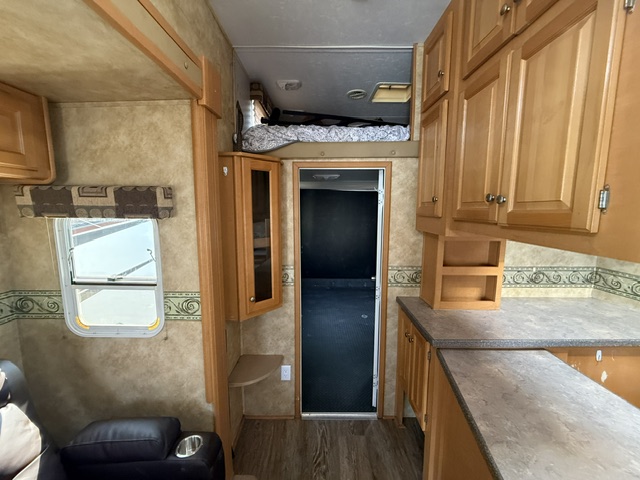 2008 Heartland Cyclone 4012 - Image 13
