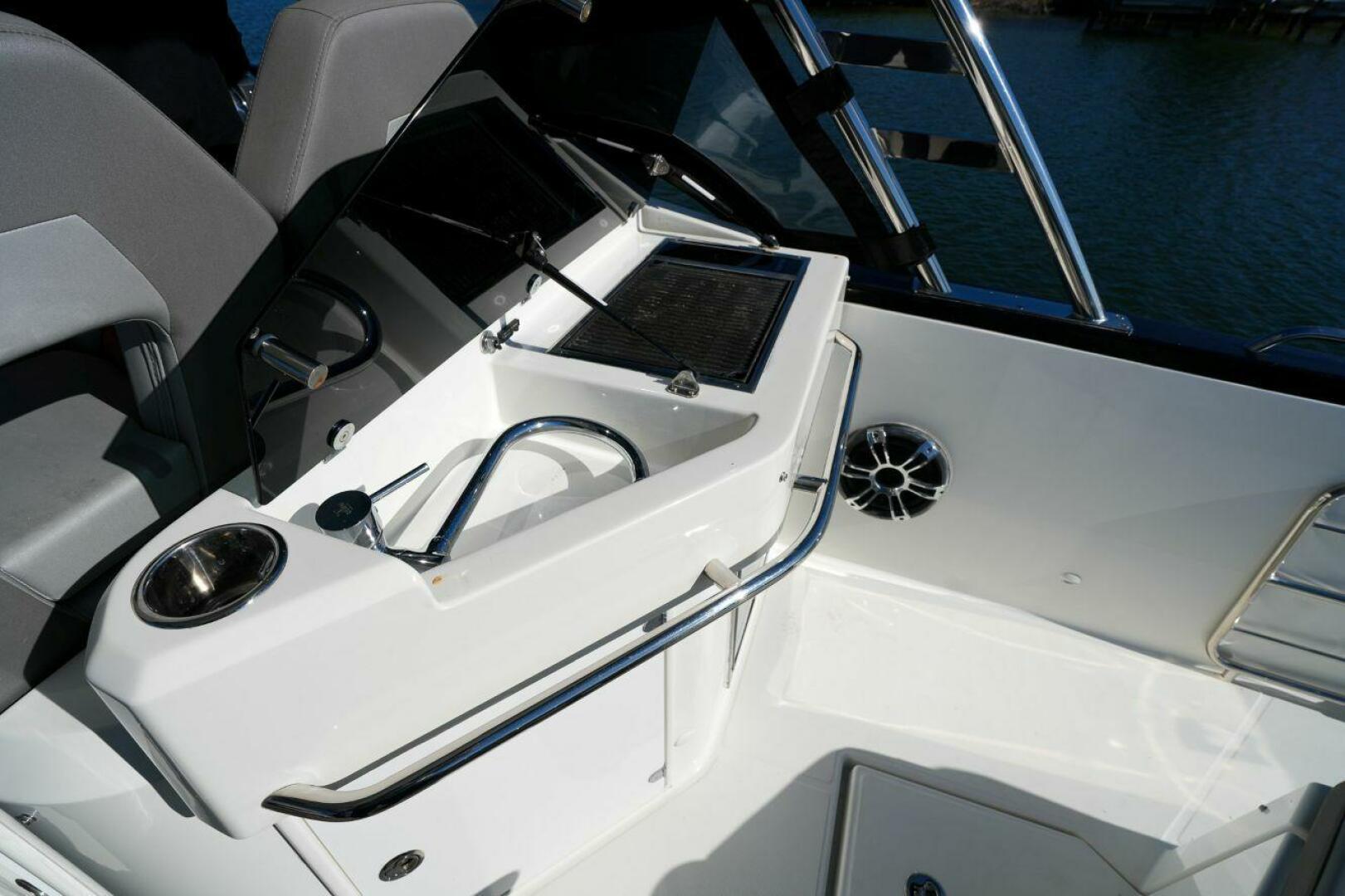 2020 Beneteau Flyer 10 - Image 9