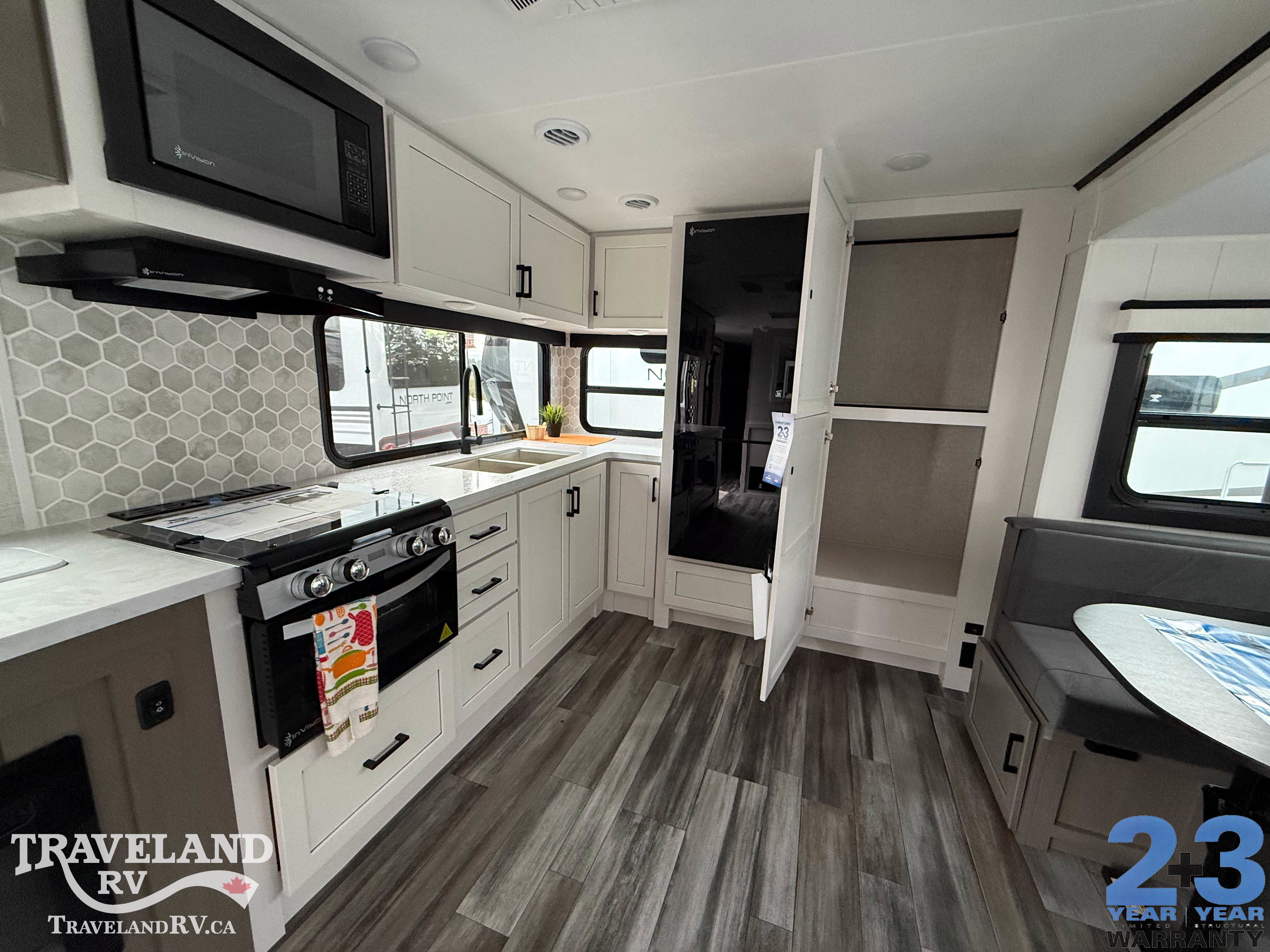 2025 Jayco Jay Feather 27RK - Image 8