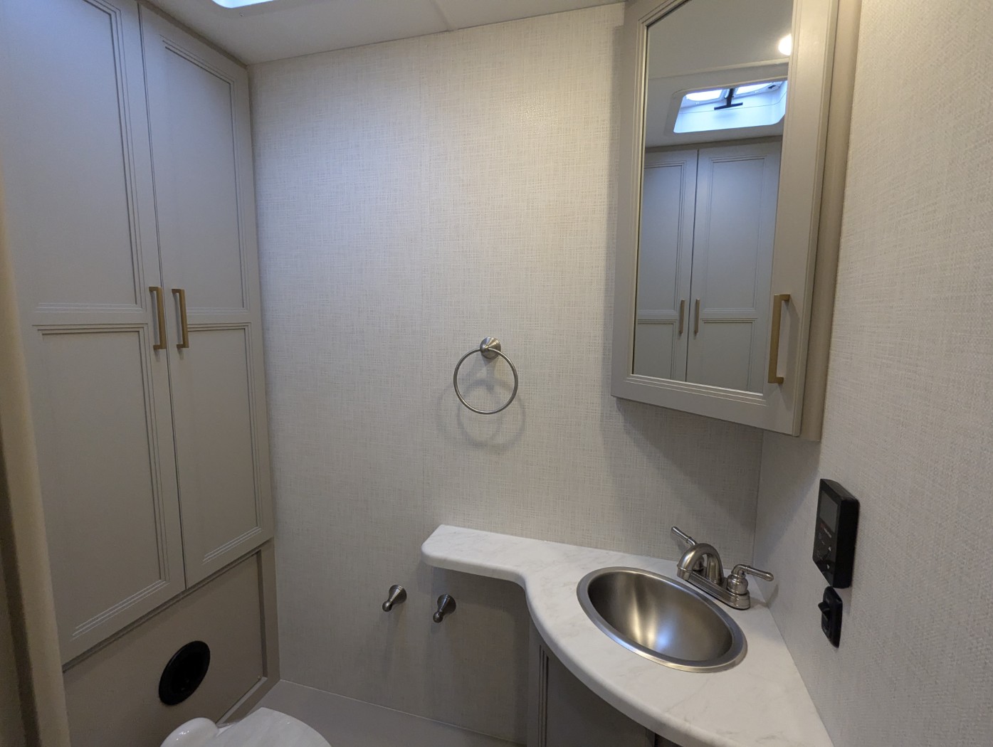 2026 Thor Motor Coach Windsport 35G - Image 20